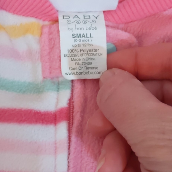 Bundle of footed onesies 0-3 months - Picture 7 of 8